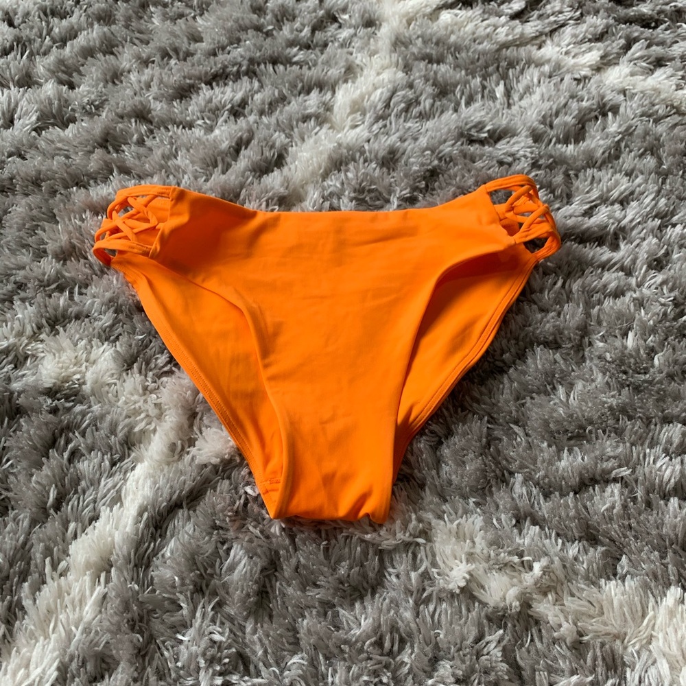 Lululemon bikini bottoms